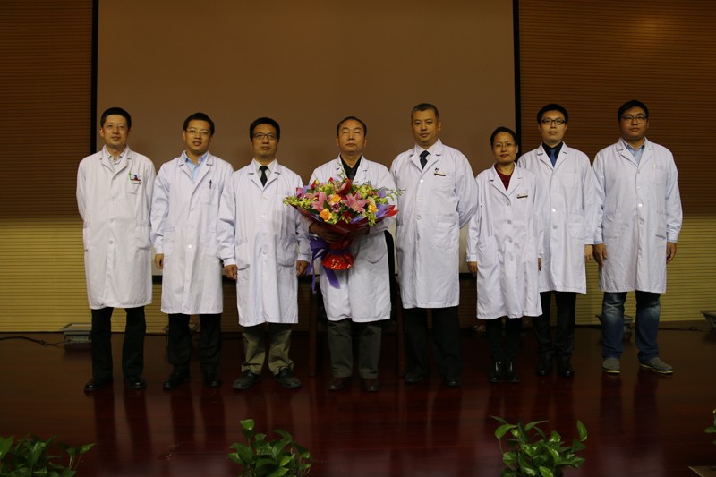 2015.9.25二龙路医院拜师(谭静范).jpg