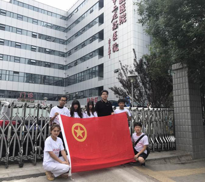 背街小巷大清扫   志愿服务做实事2.jpg 背街小巷大清扫   志愿服务做实事2.jpg