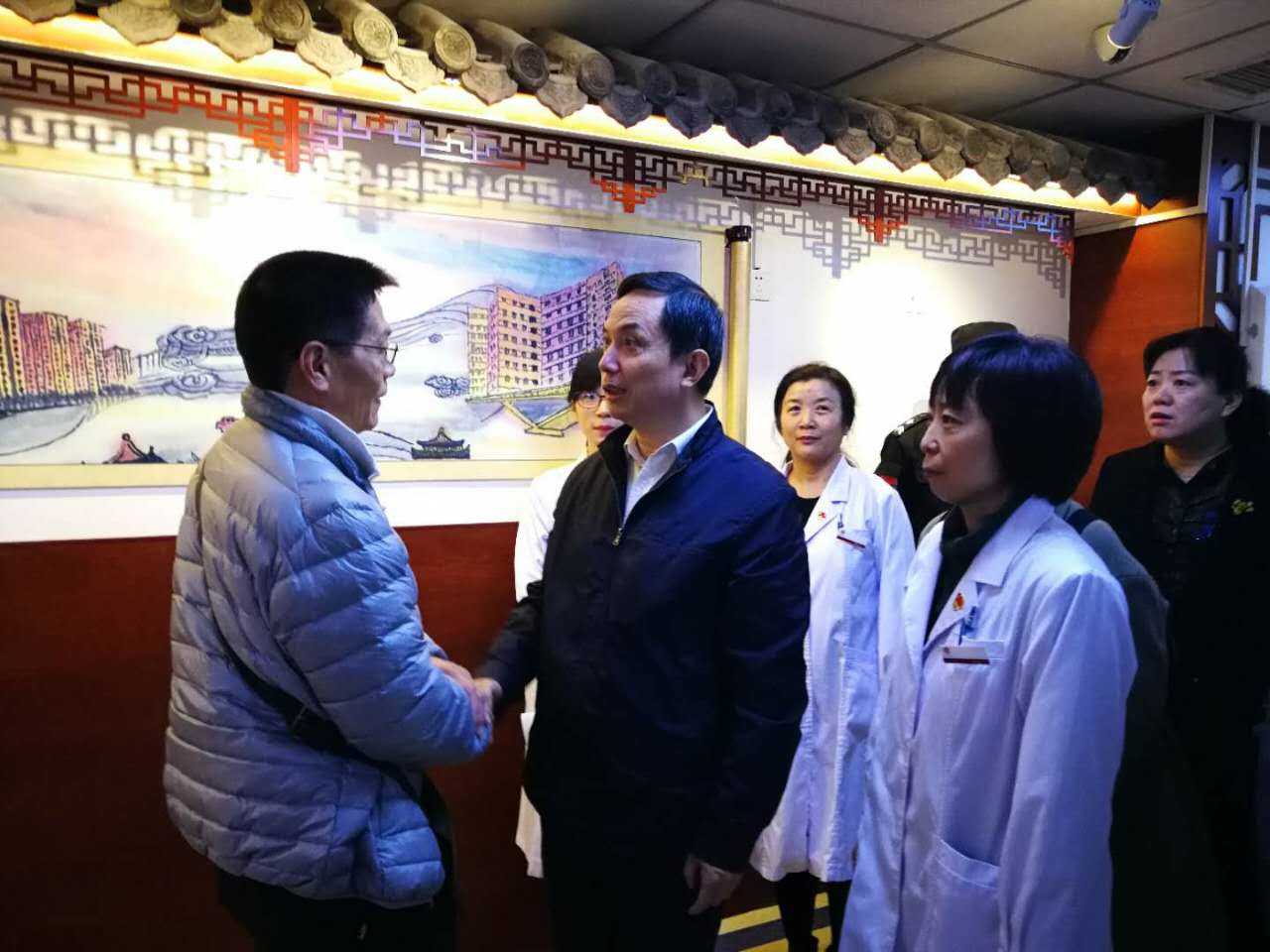 卢彦副市长到北京市二龙路医院督察市医改工作4.jpg 卢彦副市长到北京市二龙路医院督察市医改工作4.jpg