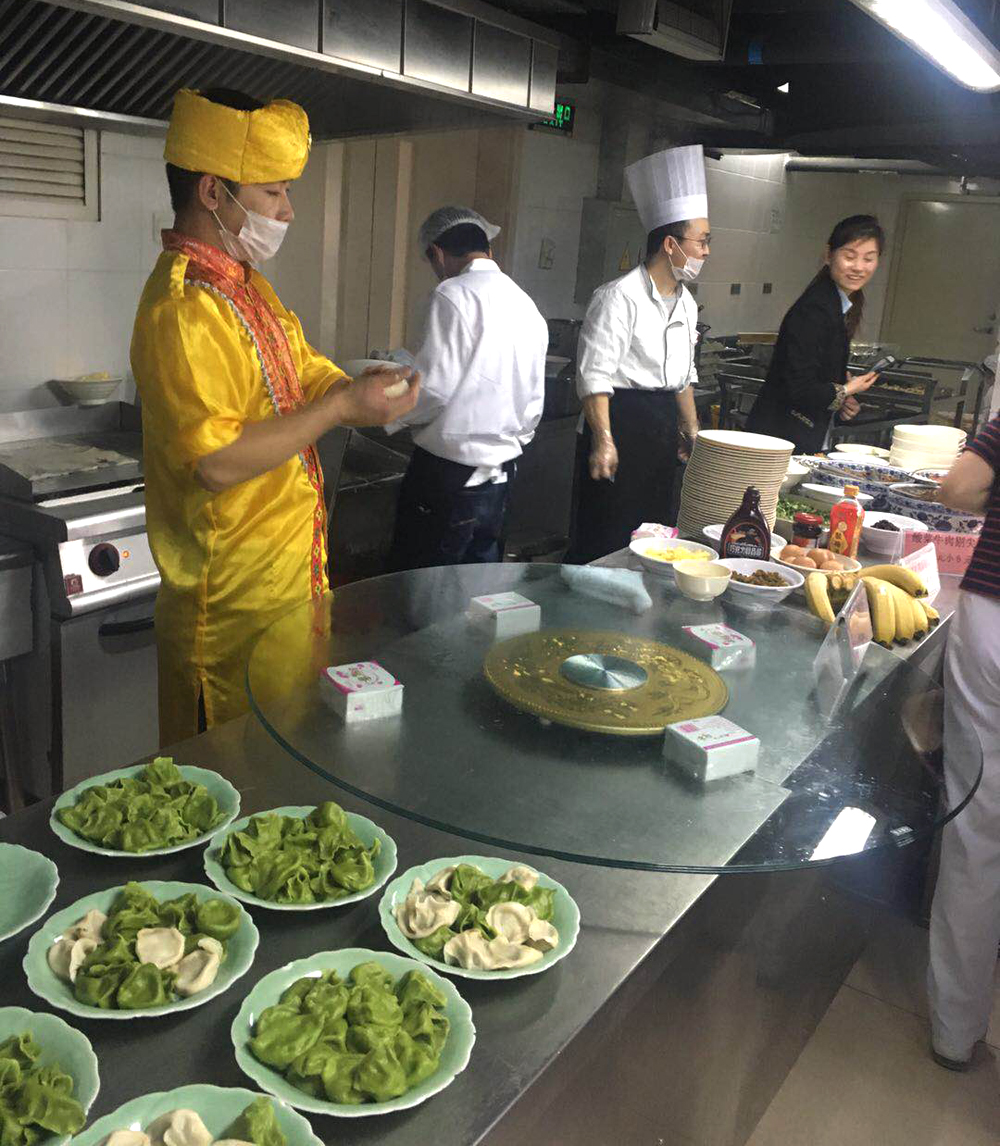 美食节1.jpg 美食节1.jpg