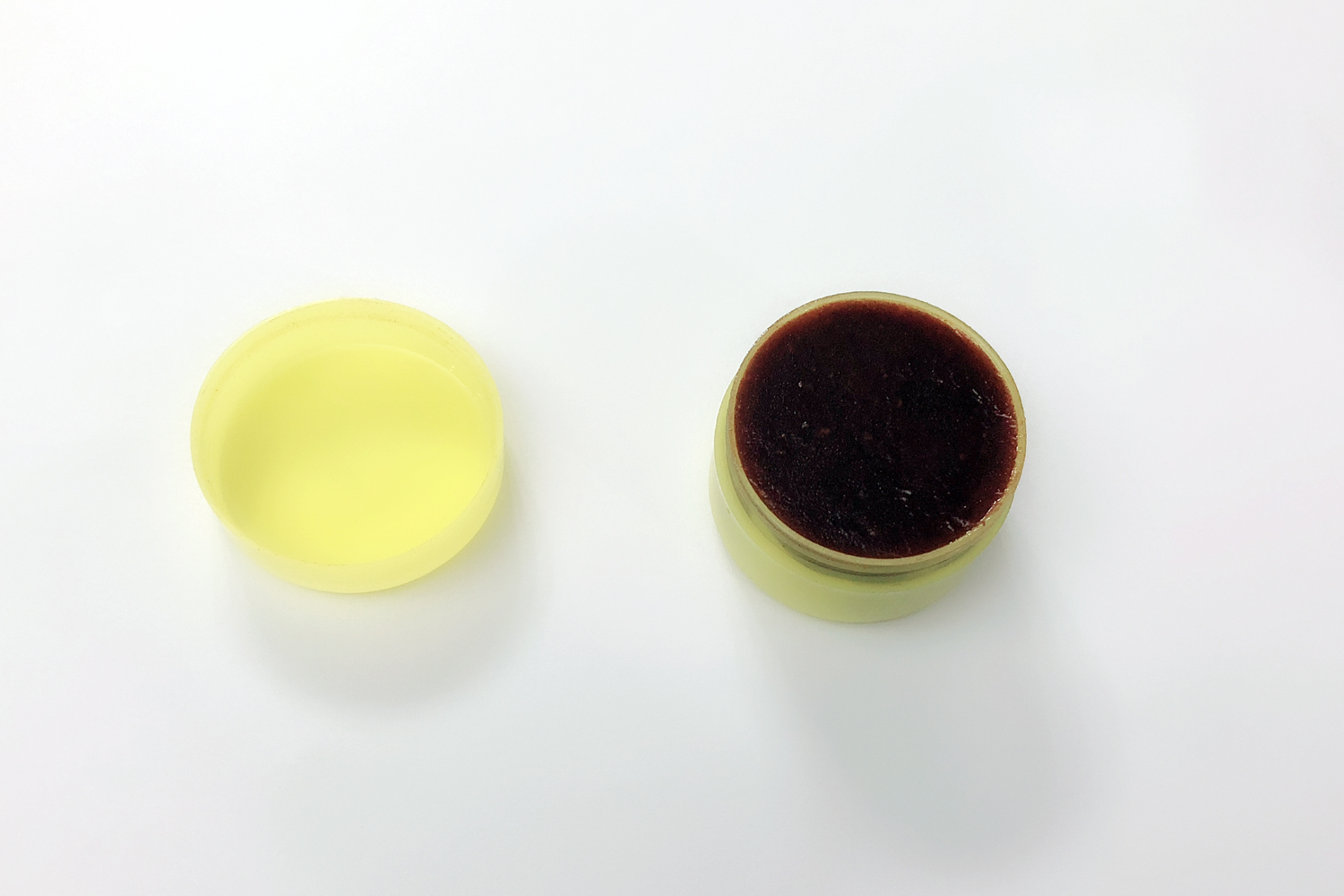 穴位按摩1.jpg 穴位按摩1.jpg