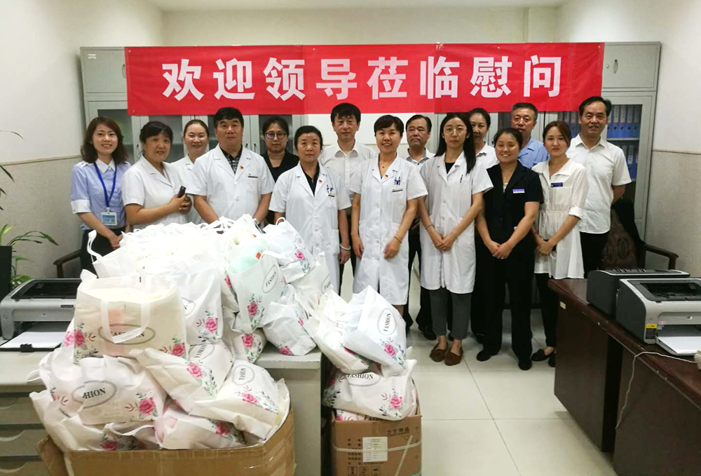 1充分发挥榜样力量,充分发挥典型示范引领作用副本.jpg 1充分发挥榜样力量,充分发挥典型示范引领作用副本.jpg