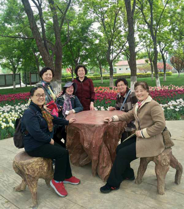 合影2.jpg